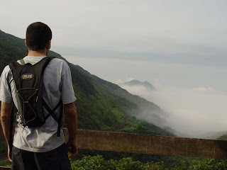 Vista da Serra, pelo ponto mais alto. Cubatão ao fundo, encoberto pela serração