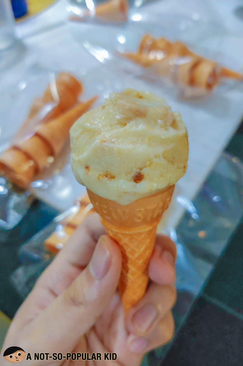Mang Tomas Premium Peanut Butter Sorbetes