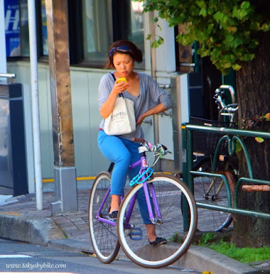 Mamachari Cyclist, Tokyo, Japan