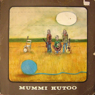 Mummi Kutoo “Mummi Kutoo ” 1975 Private Finland Prog Folk