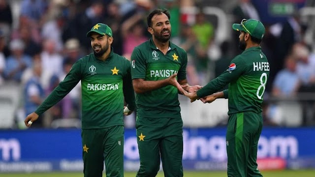 Mohammad Hafeez, five others to join Pakistan squad in England after second negative Covid-19 test