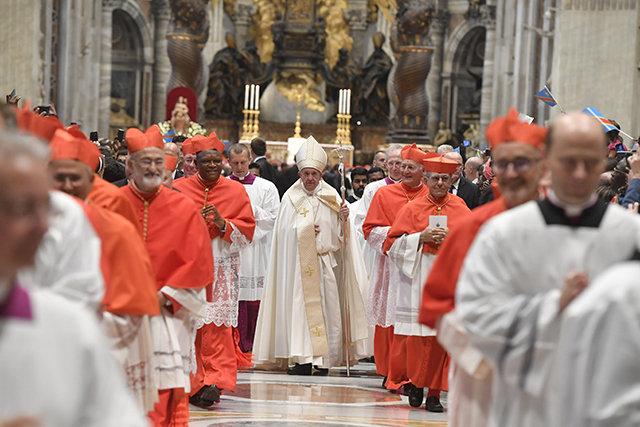 Con olor a pre Cónclave: 197 cardenales en reuniones en el Vaticano