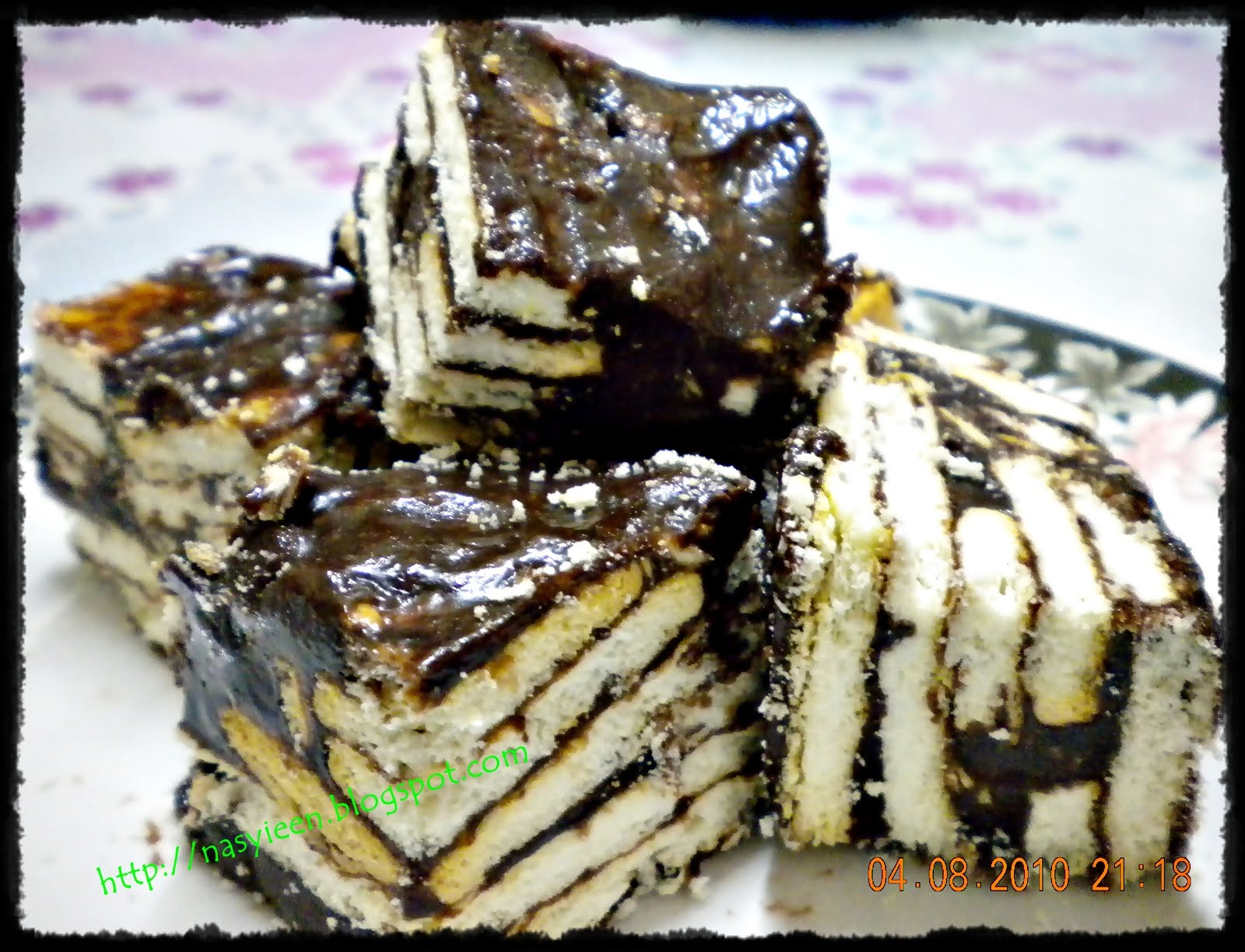 ALkiSahKu(^-^): Kek Batik Coklat