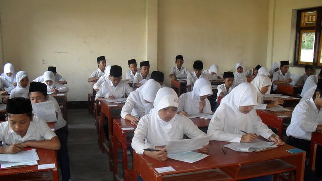 Panduan penilaian Oleh Pendidik dan Satuan Pendidikan Untuk SMP