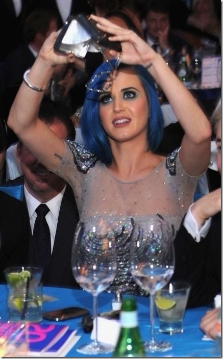 katy-perry-breasts-aa050e