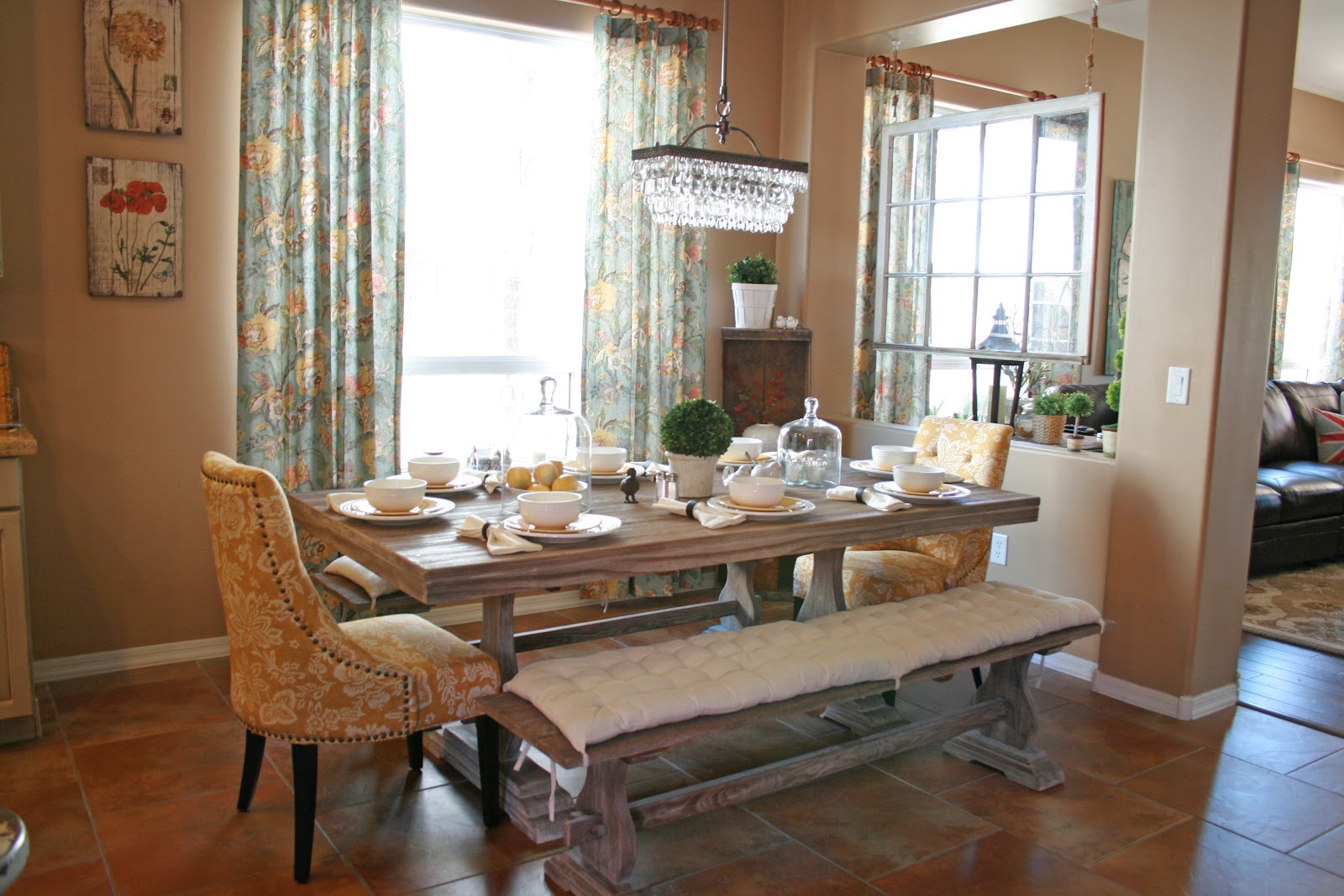 Grand Design Donnas Living And Dining Room