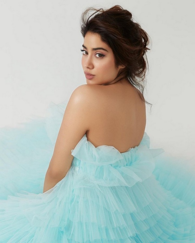 Pics: Janhvi Kapoor Adorable Pictures