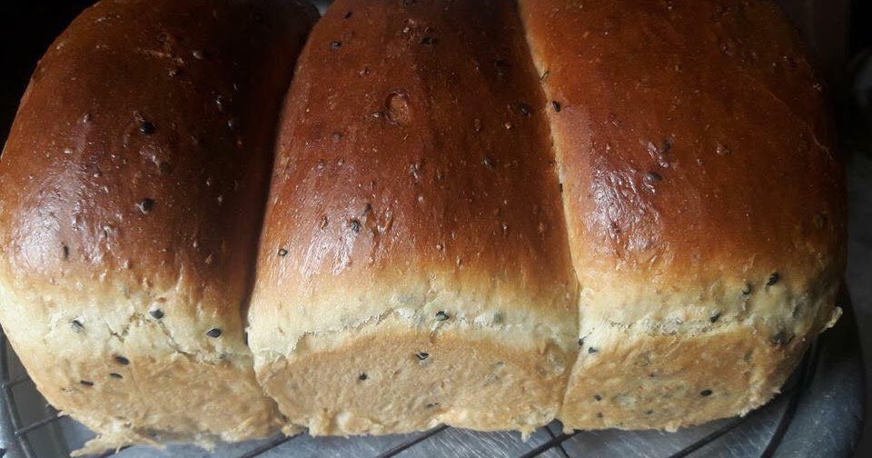 ROTI WHOLEMEAL BIJAN HITAM,ULI GUNA TANGAN JER - Dari ROTI WHOLEMEAL BIJAN HITAM,ULI GUNA TANGAN JER - Dari