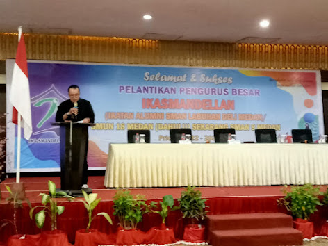 Wakil Walikota Buka Rakernas dan Mubes Luar Biasa Ikatan Alumni SMAN 9 Medan