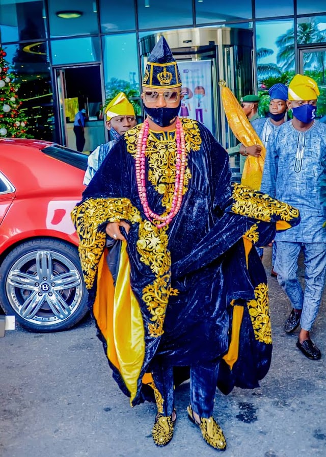 The Oluwo of Iwoland Steps Up His Style