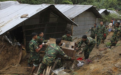 bangladesh_landslide_flood