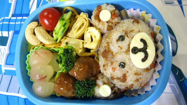 クマさんお弁当