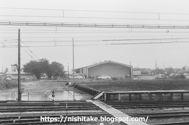 倉庫などが取り壊された所沢駅東側その2　所沢　1982.9.25