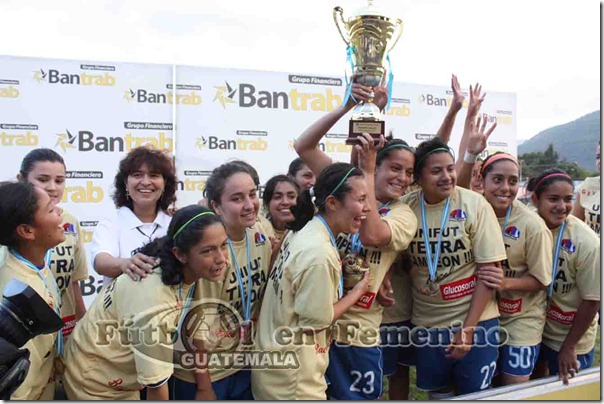 campeonas y gerencia LNFFG