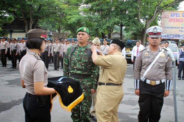 APEL OPERASI LILIN CANDI 2013 DI HALAMAN PEMDA SUKOHARJO