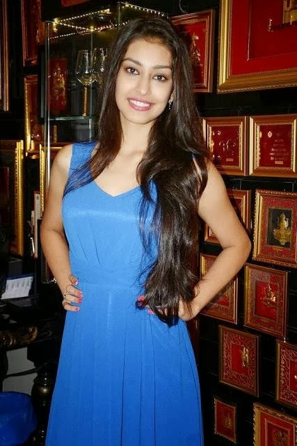 Miss India Navneet Kaur Dhillon