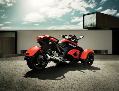 2010 Can-Am Spyder RS Roadster motorcycle