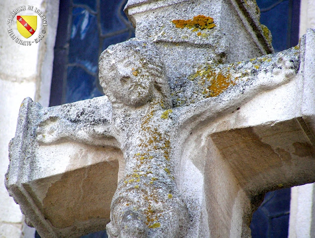 HOUDREVILLE (54) - Croix de cimetière "Grandeury" (XVIIIe siècle)