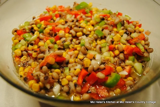 Black Eyed Pea Salad at Miz Helen's Country Cottage.com