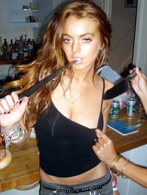 lindsay lohan machete video. lindsay lohan machete pool.