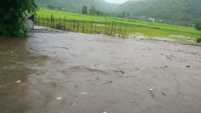 Kota dan Kabupaten Bima Banjir Lagi, Banyak Warga Mengungsi