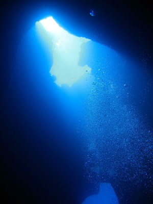 帛琉 藍洞