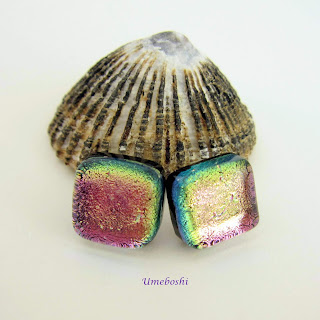 https://umeboshi.indiemade.com/product/watermelon-fused-dichroic-glass-square-post-stud-earrings-umeboshi-jewelry-designs
