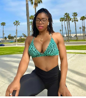Fitness coach, Shakayla, flaunts her lovely chest in 6 snaps.