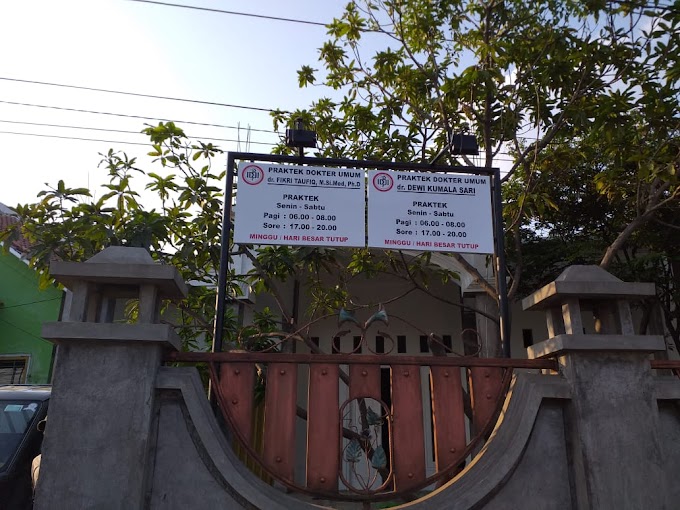 Pemasangan Papan Nama Praktik Dokter Semarang