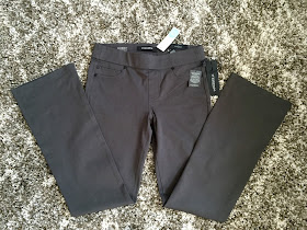 Liverpool - Jordyn Bootcut Pant - Maternity Stitch Fix Review