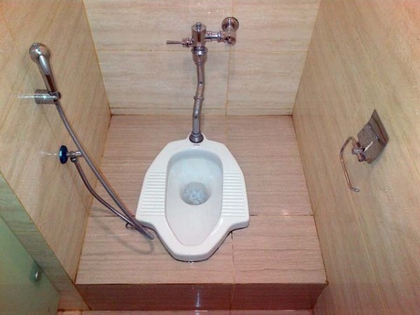 Desain Kamar  Mandi  Kloset Jongkok  WC Jongkok  