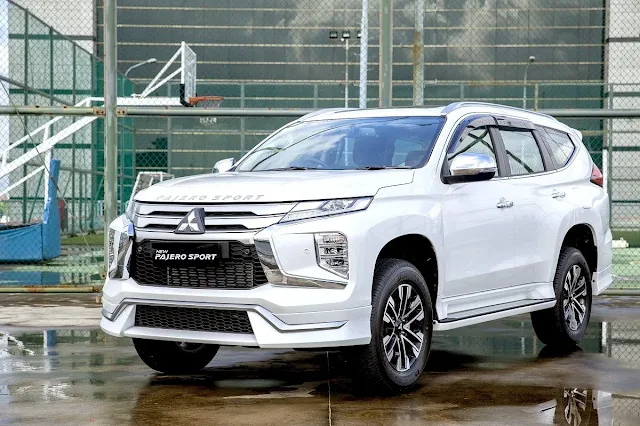 bodykit pajero sport 2021