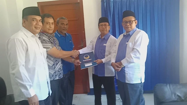 Pasang *MADANI* Menyerahkan Berkas Pendaftaran Ke DPW Partai Nasdem NTB