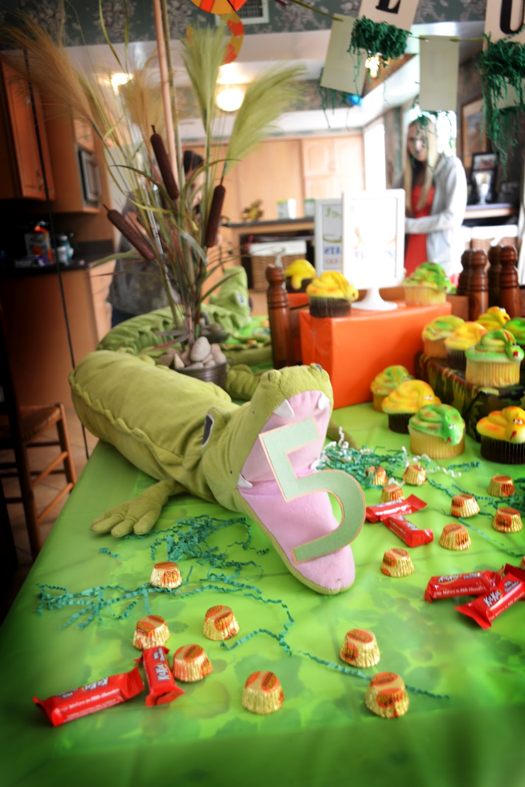 Creatively Quirky at Home My nephew Luke s Reptile  Party 