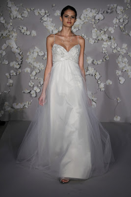 Fabulous-New-Spring-2011-Wedding-Dresses