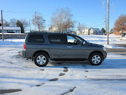 2004 nissan armada $13,999 {negotiable} se v8 4x4