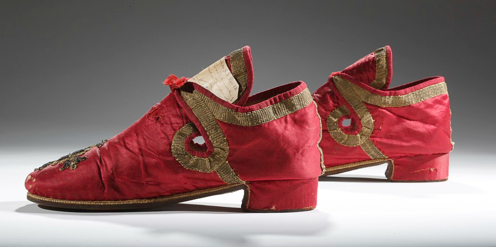 Red shoes canada best sale