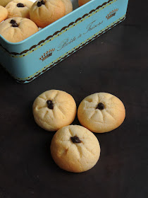 Eggless Nuts  Cookies