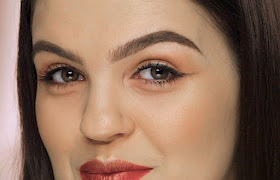 This Red Hot Metallic Lip Tutorial is Perfect for Valentine’s Day