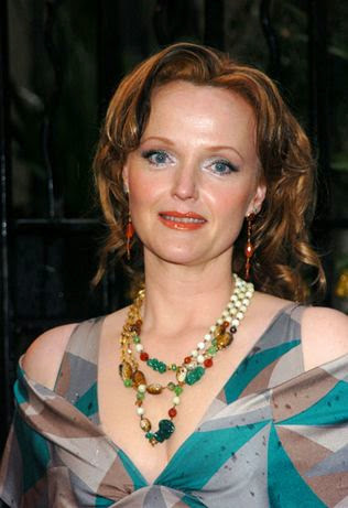 Miranda Richardson Hot Bikini Images