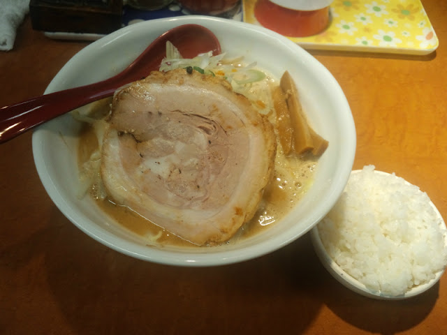 梅ヶ丘にある萬馬軒　花橙の味噌ラーメンの写真です。