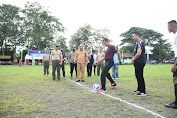 Tendangan Bola Pertama Oleh Brigjen TNI Mukhlis Pertanda Liga Santri PSSI Dimulai
