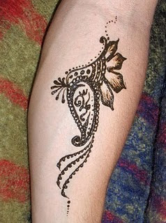 Temporary Black Henna Tattoos