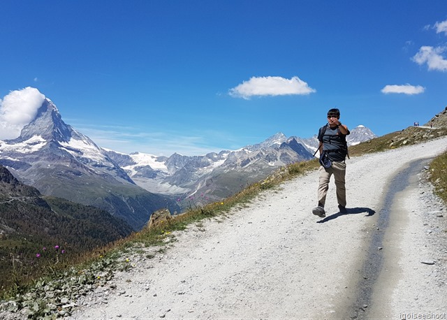 Along the 5-Seenweg from Stellisee to Grindjisee (which also led to Grünsee).