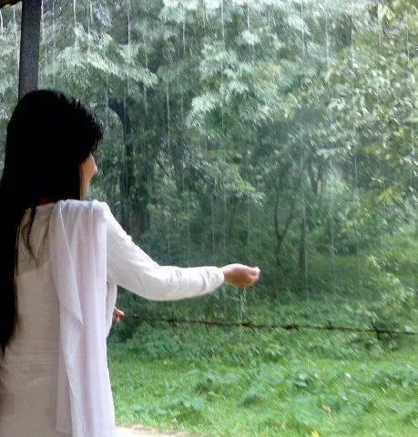 Rain Wet Hands Pics - Bristy Romantic Pics - Rain Pics Download - Rain Wet Couple Pic - bristy pic girl - bristi pic hd - NeotericIT.com