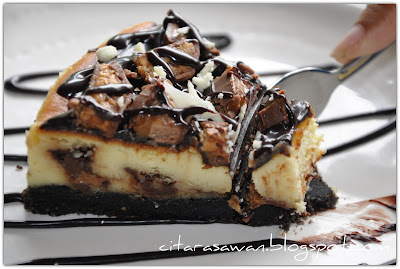 Snickers Cheesecake ~ Blog Kakwan