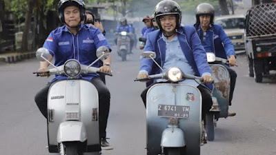 Menggunakan 14 Motor Vespa, DPC  Partai Demokrat Daftarkan 50 Caleg ke KPU Ciamis