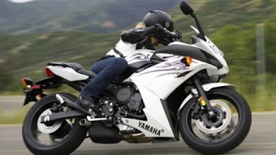 Yamaha FZ6R Image