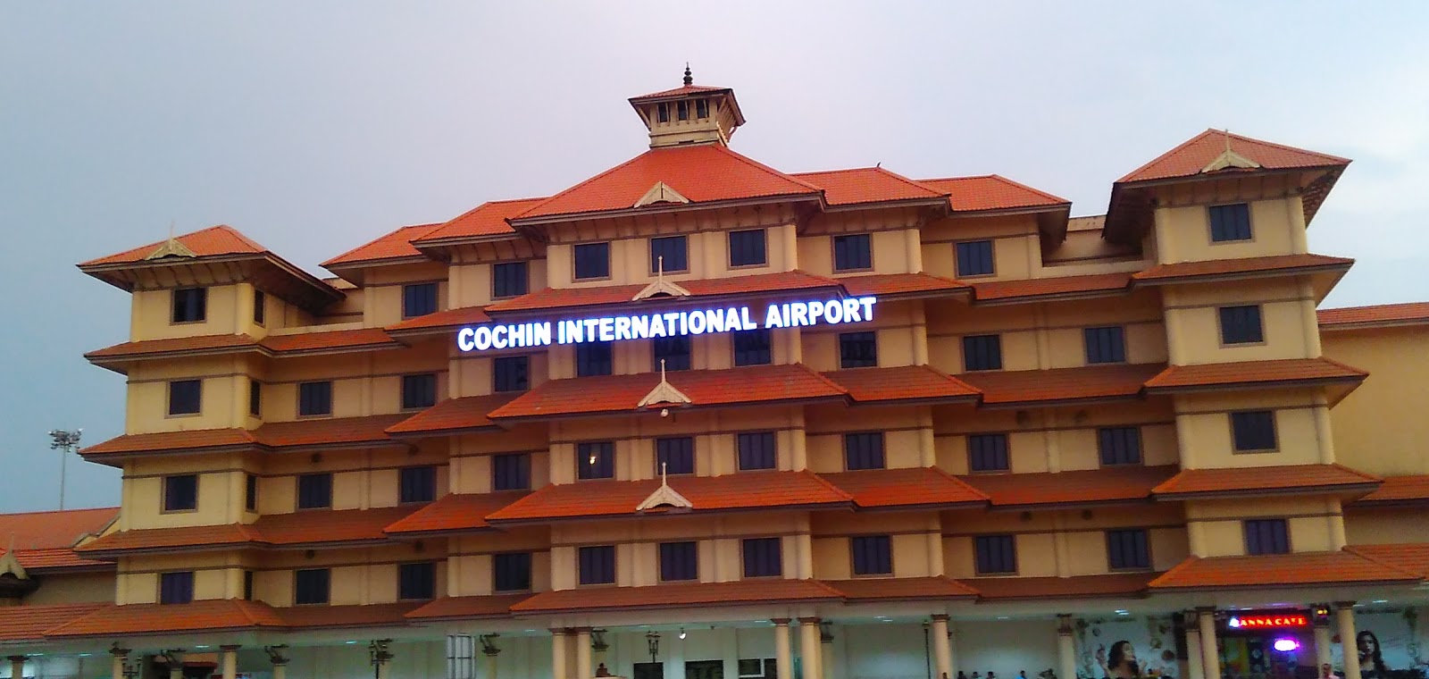 Cochin Airport to city: Bus timings and other budget ...