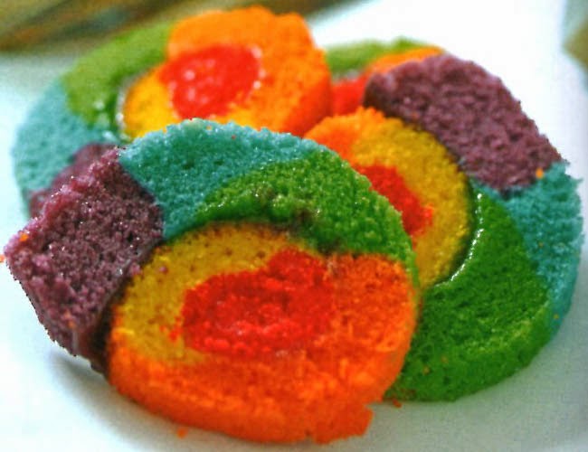 Resep Bolu Gulung Kering Rainbow